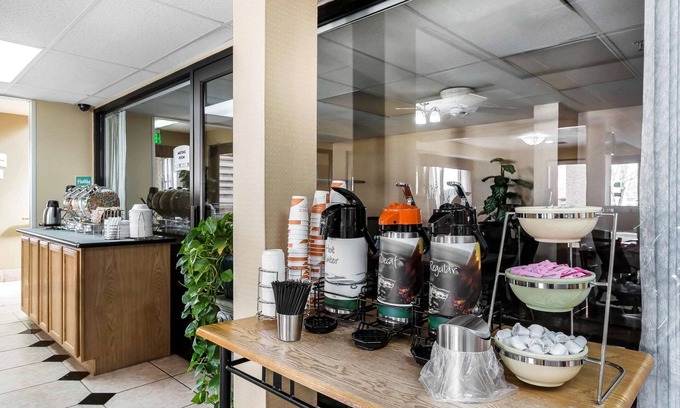 Dumas Hotel | Quality Inn