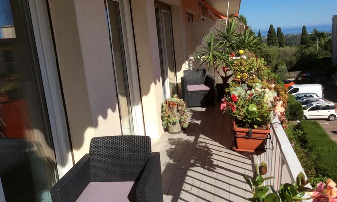 Vence Apartamento | Quartier piscine municipale Bel Appart 4 pers terrasse parking wi-fi