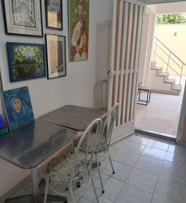Jardim Guanabara Casa | Quarto Com Banheiro Independente