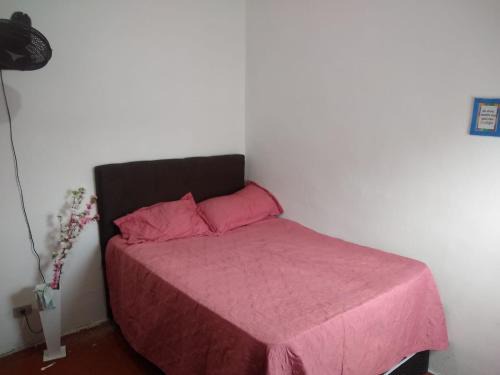 Mongagua Casa | Quarto e Cozinha em Mongaguá