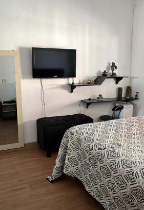 Nova Esperanca Casa | Quarto privado em Casa Residencial em BH - Apenas para Mulheres