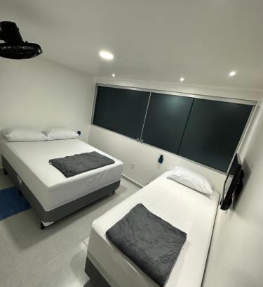 Caruaru Hotel | Quarto privativo com banheiro compartilhado em Pousada recém construída,a 500mts do pátio do forró