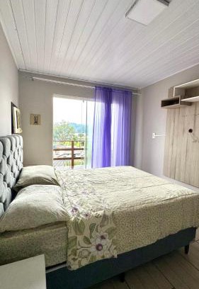 Itoupava Norte Casa | QUARTOS OKTOBERFEST