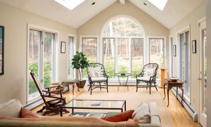 West Hartford Casa | Quechee at its finest