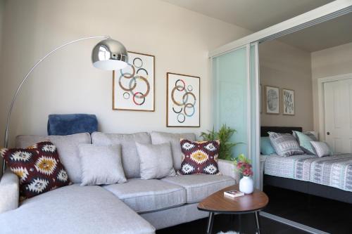 Lower Queen Anne Apartamento | Queen Anne Retreat - 1 Blk from CPA - Free Parking