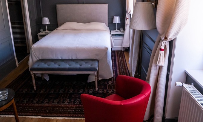 Saint-Julien Otro | Queen-De Lujo-Baño Privado-Vineyard view-chambre grise