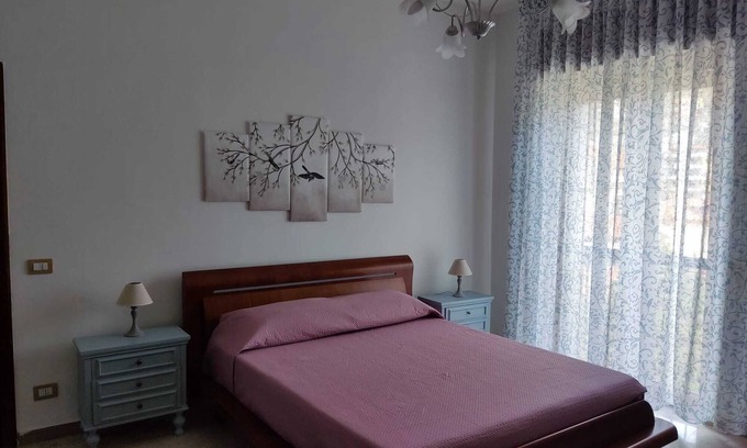 Piazza-Tralia-Pendolo Apartamento | Queen Margaret residence, Apud Montes