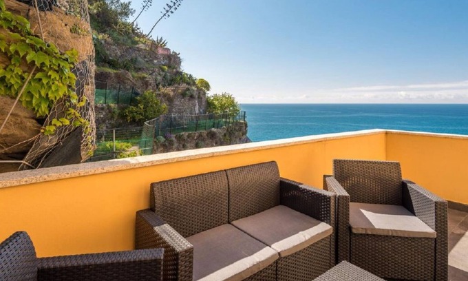 Masero Casa | Queen of Sea Gold, Terre Marine
