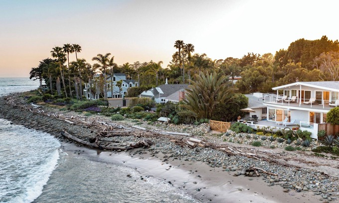 Carpinteria Casa | "Queen of the Coast" Beachfront Oasis in Rincon Point
