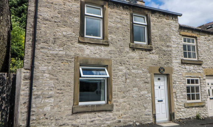 Tideswell Cabaña | QUEEN'S COTTAGE, with open fire in Tideswell