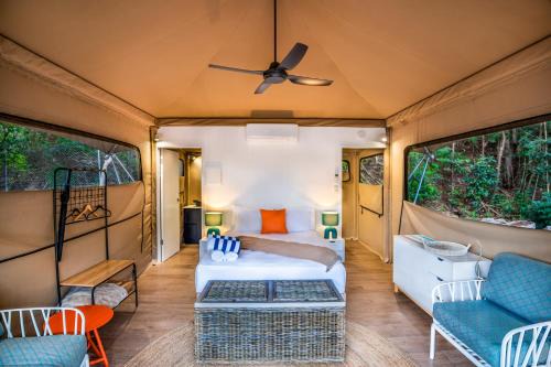 Nelly Bay Apartamento | Queen Safari Tent 4