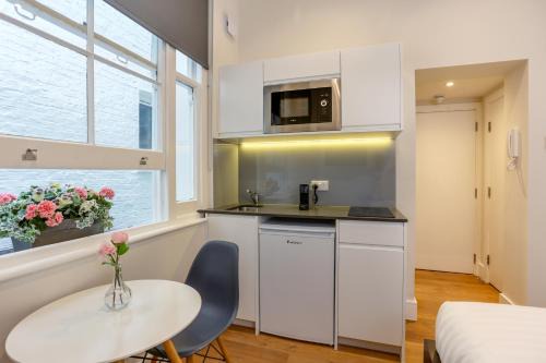Lancaster Gate Apartamento | Queensborough Terrace Serviced Apartments by Concept Apartments
