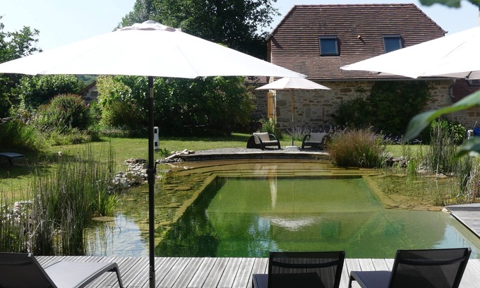Frontenac Cabaña | Quercy cottage, charm, comfort, garden with trees, natural swimming pool