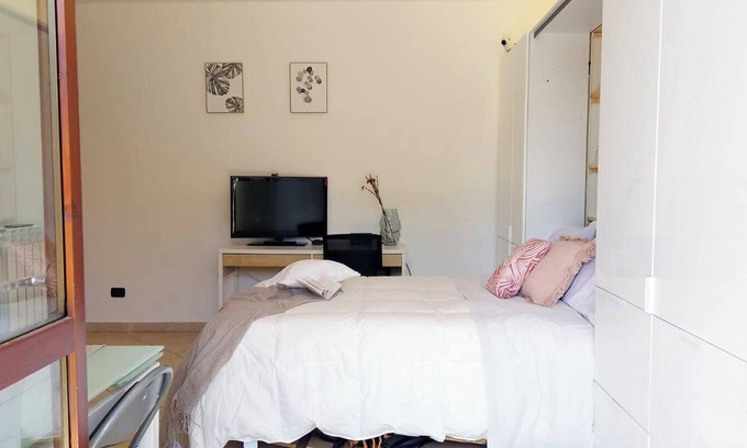 Caselle Torinese Apartamento | Quick Home Airport - One Bedroom Apartment, Sleeps 2