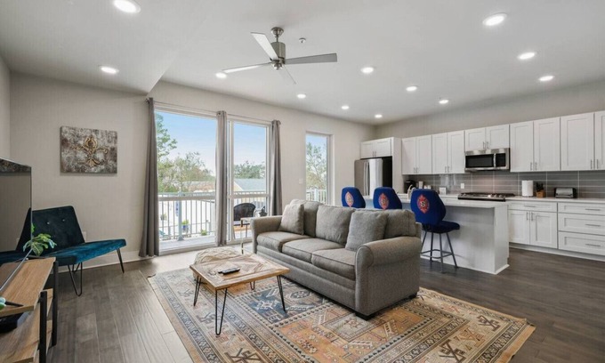 Bywater Condominio | Quiet 1 Bedroom/1.5 Bath Condo in Bywater!