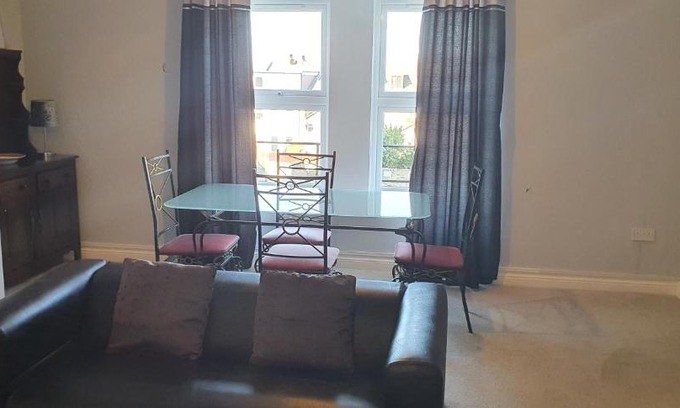 Chatham Apartamento | Quiet 2 Bed Apartment with Private Entrance