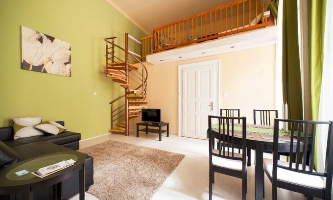 Erzsebetvaros Apartamento | Tranquilo apartamento de 2 dormitorios cerca de parques, bares y lugares de interés, ¡excelente ubicación!
