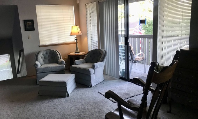 Fircrest Casa | Quiet 2BR 2BA Duplex in Fircrest