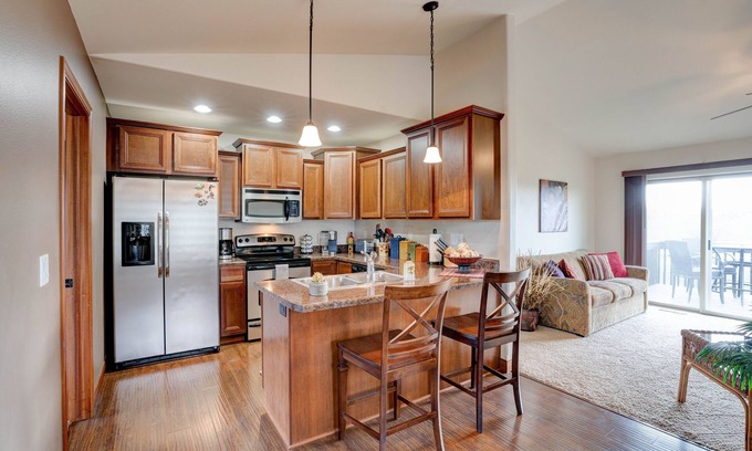 North Liberty Casa | QUIET 3 BED / 3 BATH WITH LARGE FENCED YARD!