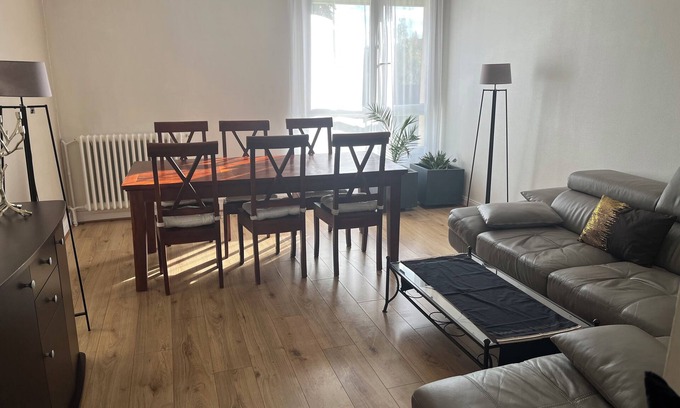 Bretigny-sur-Orge Apartamento | Quiet 4-bedroom apartment