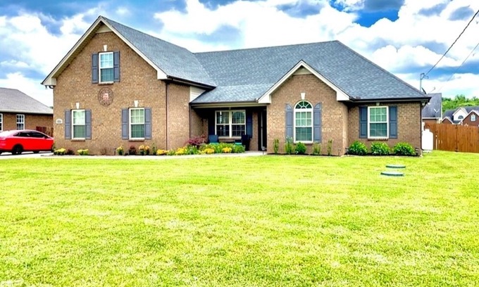 Murfreesboro Casa | Quiet 4 bedroom villa with tons of space