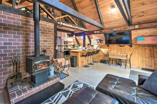 Skykomish Casa | Quiet A-Frame Retreat with Hot Tub Hike, Fish and Ski