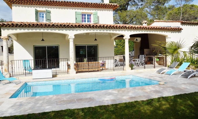Le Tignet Villa | PROMOCION VILLA SEPTIEMBRE EN LA COSTA DE AZUR