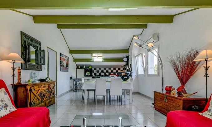 Arbonne Apartamento | Quiet apartment near the sea
