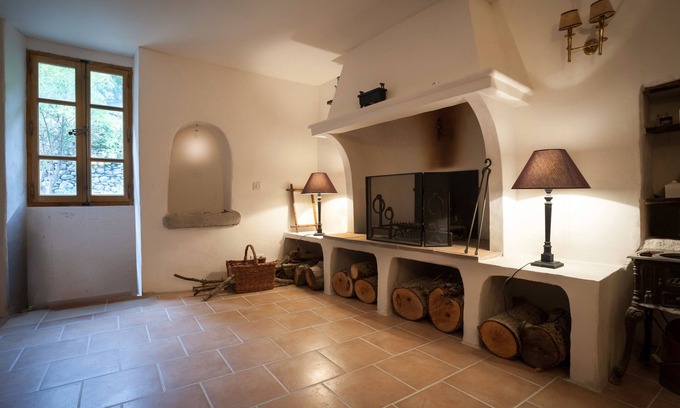 Saint-Leger-du-Ventoux Casa | AUTENTICIDAD TRANQUILA EN CASA DE PUEBLO PARA 4 PERSONAS