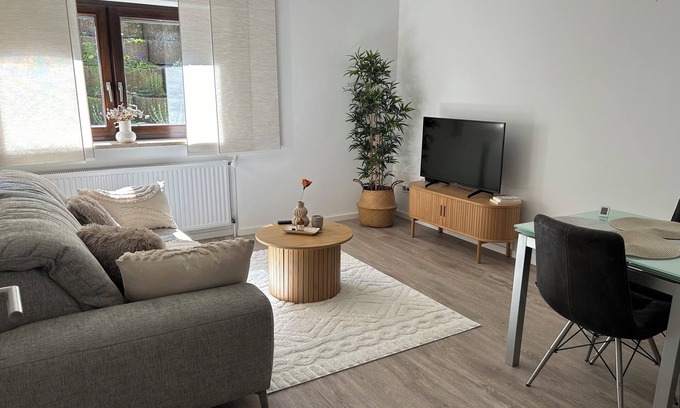 Coesfeld Apartamento | Quiet basement apartment on Coesfelder Berg with infrared sauna