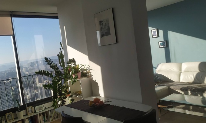 La Panouse Apartamento | Quiet, bright, breathtaking view, near creeks, sea, clinic Clairval