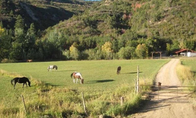 Glendale Casa | Quiet Canyon, Starry Nights @ HappyOurs Ranch Bunkhouse entre Zion y Bryce