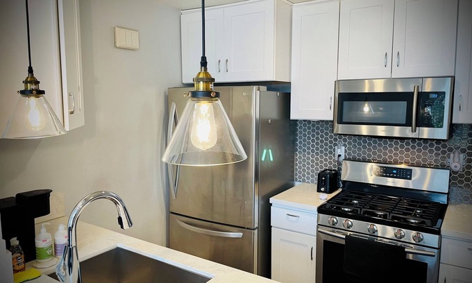 Rancho Santa Margarita Condominio | Quiet & Cozy place by Lake. Great for pets!
