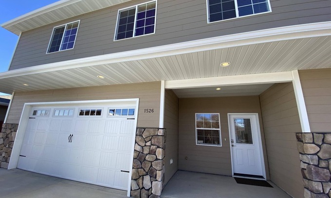 Cody Casa | Quiet, comfortable, and central Cody location! Sleeps up to 5.