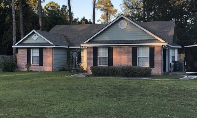 Kingsland Casa | Quiet, comfy home - convenient to the base & I95