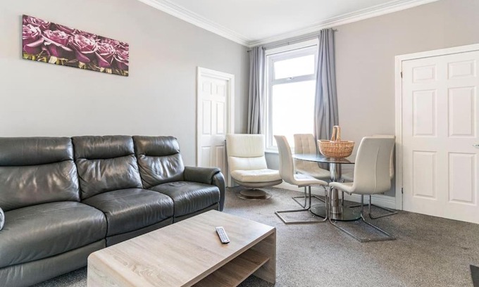 South Shields Apartamento | Quiet & Cosy 3BedRoom - Great Base in South Shields near Hospital and Port of Tyne - Free Parking