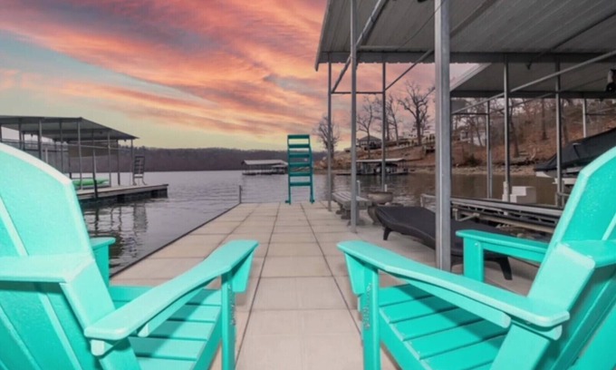 Sunrise Beach Casa | Quiet Cove, open slip, kayaks, lily pad, great dock and view plus fire pit area!