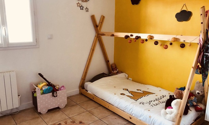 Saint-Medard-en-Jalles Casa | Quiet family home 15 min from Bordeaux