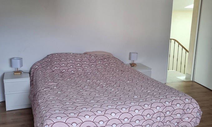 Meriadeck Casa | Quiet family home a few steps from the town center