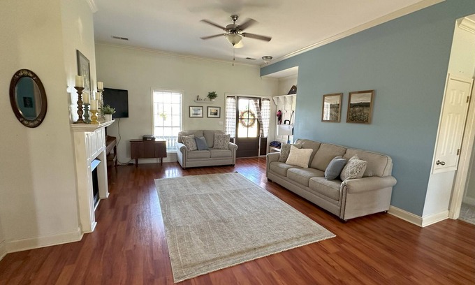 Oxford Casa | Quiet Family & Pet Friendly Home