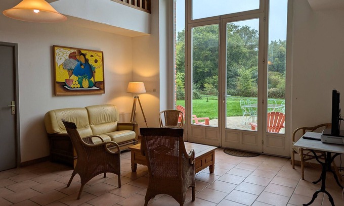 Ouzouer-sur-Trezee Cabaña | Casa tranquila en bosque, cerca de Gien, 3 habitaciones y 2 baños
