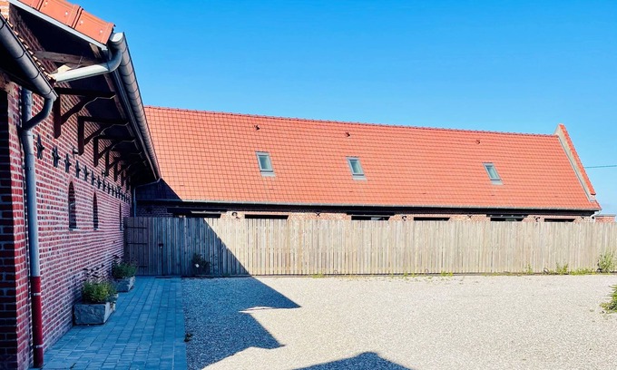 La Chapelle-d'Armentieres Casa | Quiet, cosy gîte in renovated farmhouse