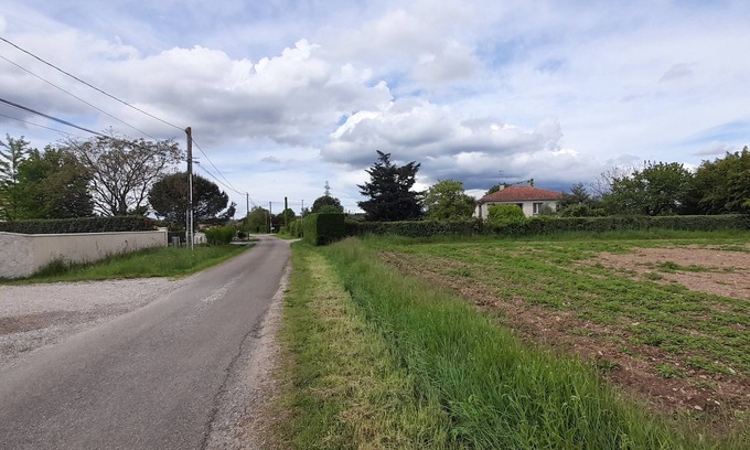 Saint-Etienne-de-Fougeres Casa | Quiet, 70s-style house with large garden in the heart of the Lot et Garonne region