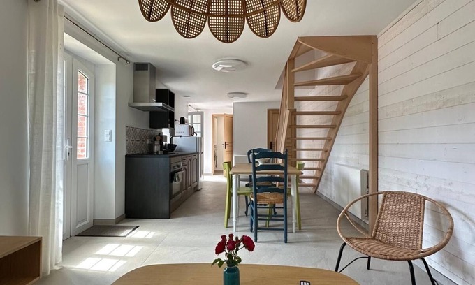 Picauville Casa | Quiet, friendly 4-person house 15 minutes from Utah Beach