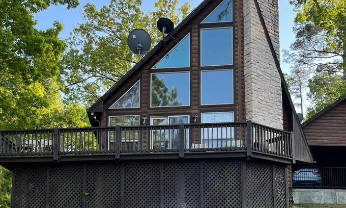 Whispering Hills Casa | Quiet getaway in the trees