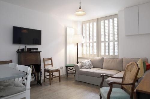 Marchmont Apartamento | Quiet Ground Floor Mews Flat and parking