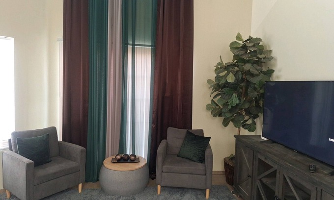 Sunrise Manor Casa | Quiet Home w/ Easy Access to Fabulous Las Vegas