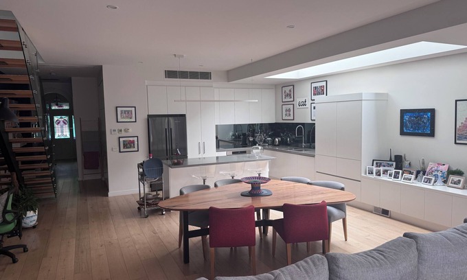 Prahran Casa | Quiet home within minutes to all the action.
