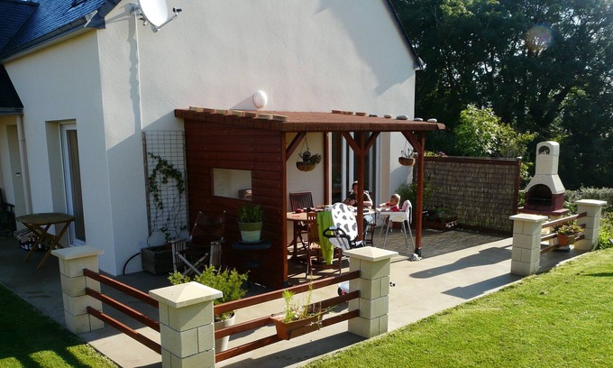 Cleden-Cap-Sizun Casa | casa tranquila con gran jardín de flores a pocos km de las playas