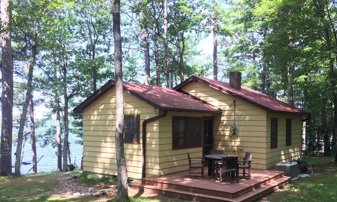 Hayward Cabina | Tranquila soledad junto al lago